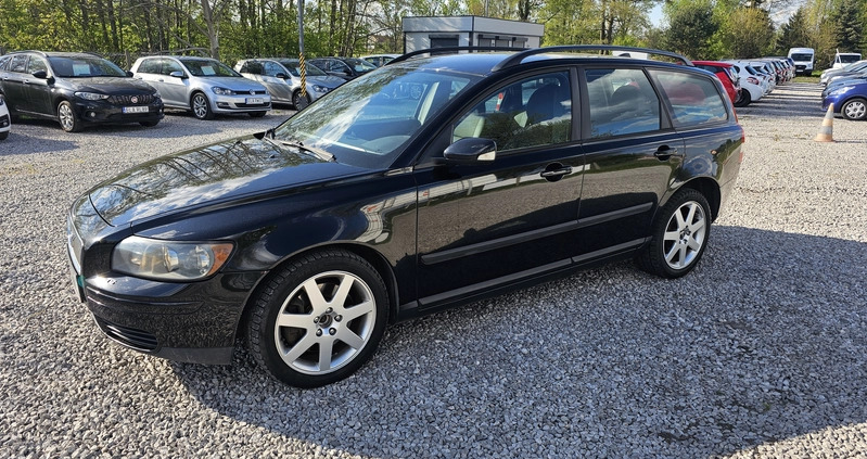 Volvo V50 cena 21950 przebieg: 194000, rok produkcji 2005 z Opatów małe 154